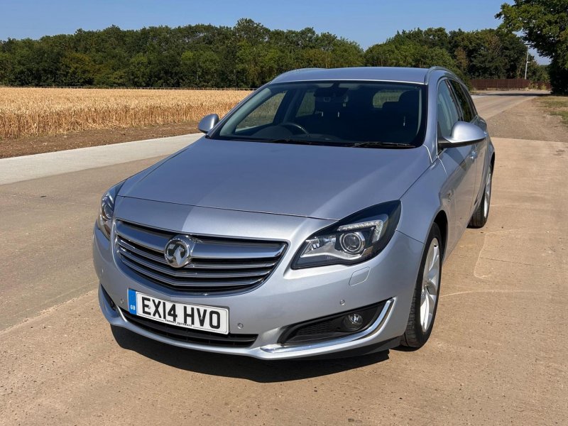 VAUXHALL INSIGNIA