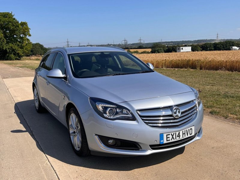 VAUXHALL INSIGNIA