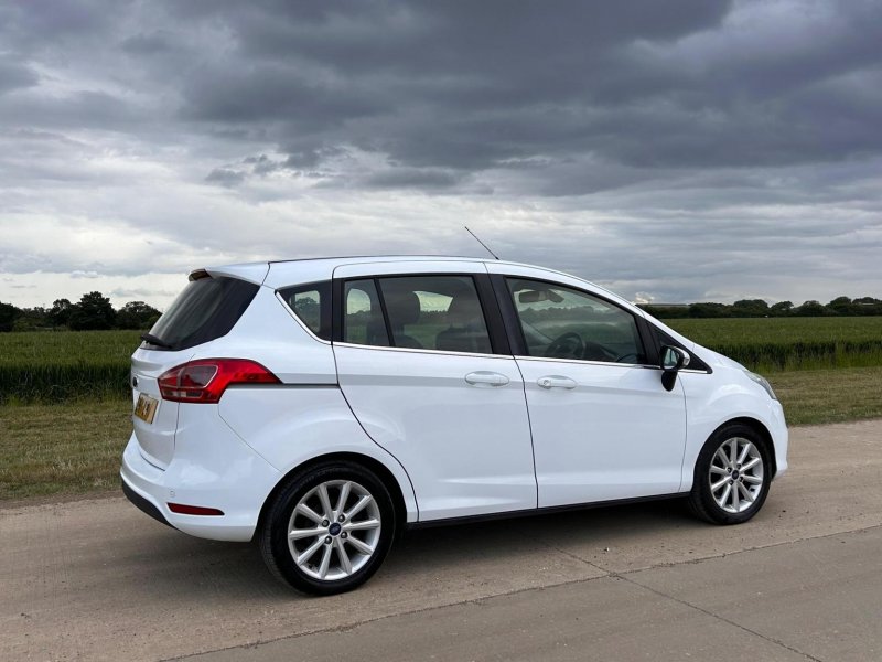 FORD B-MAX