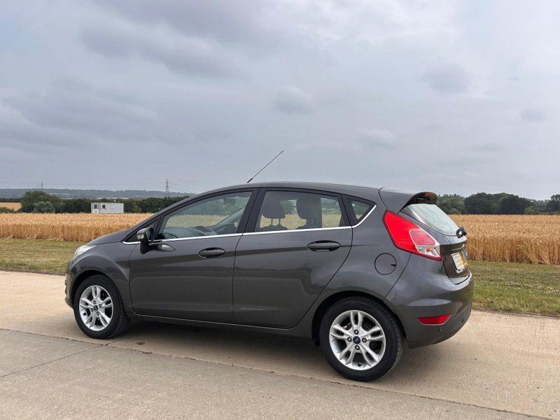 FORD FIESTA
