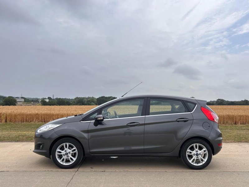 FORD FIESTA