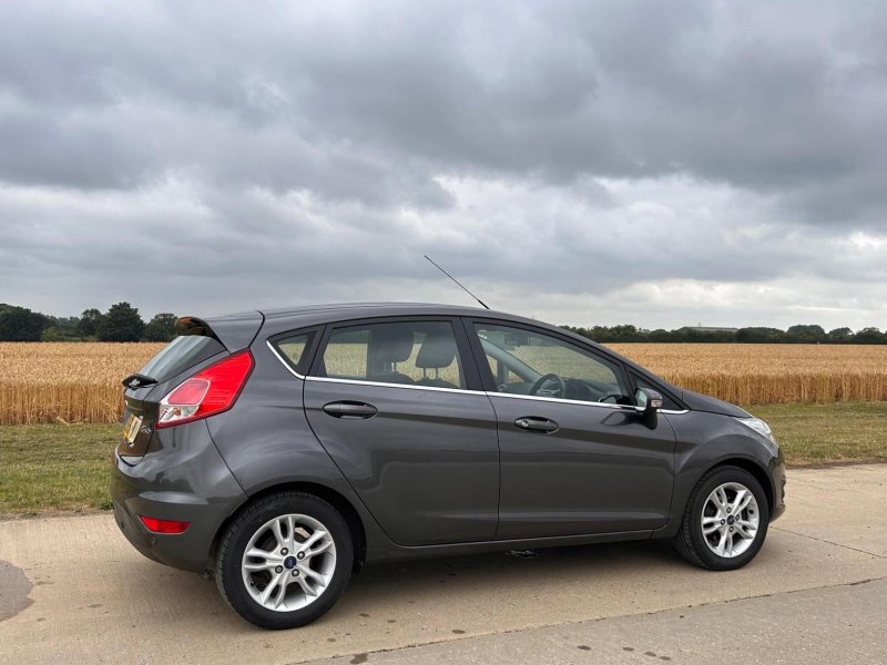 FORD FIESTA