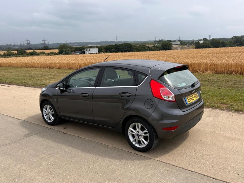 FORD FIESTA