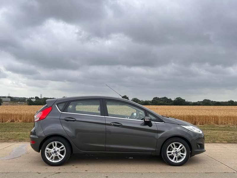 FORD FIESTA