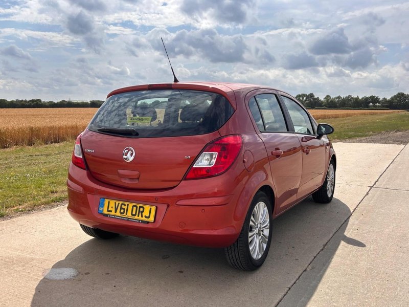 VAUXHALL CORSA