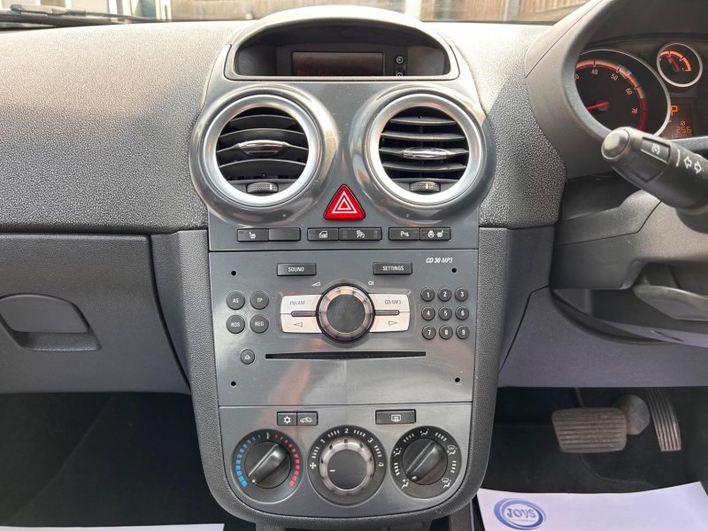 VAUXHALL CORSA
