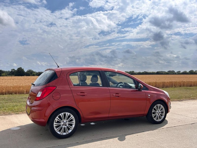 VAUXHALL CORSA